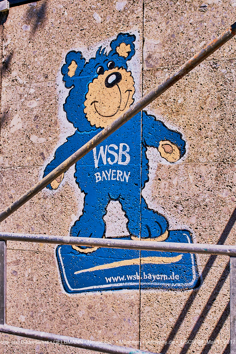 21.03.2017 - Abrissbaustelle Quiddezentrum in Neuperlach